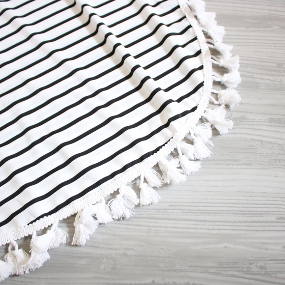 White Striped Short Sleeve Tassels Shift Tee Dress - Picture 7 of 7